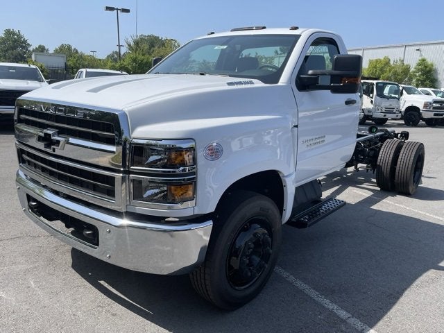 2024 Chevrolet Silverado 5500 HD Work Truck