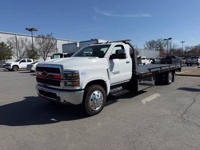 2024 Chevrolet Silverado 6500 HD Work Truck