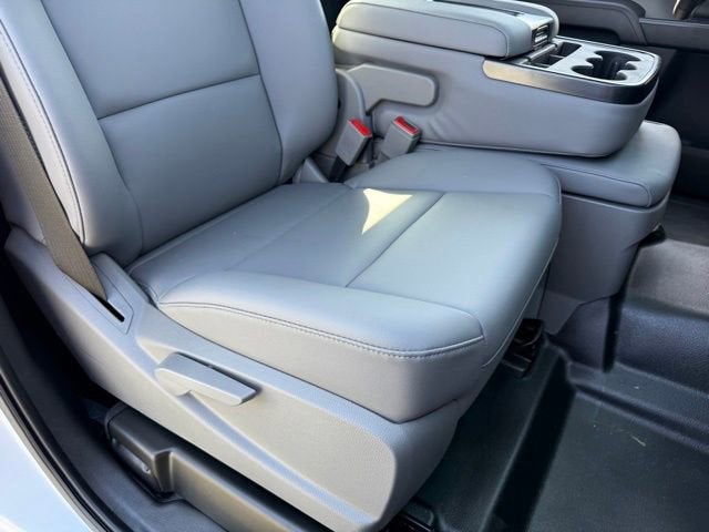 2024 Chevrolet Silverado 6500 HD Work Truck