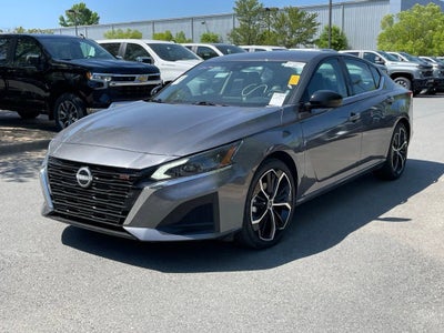 2025 Nissan Altima SR