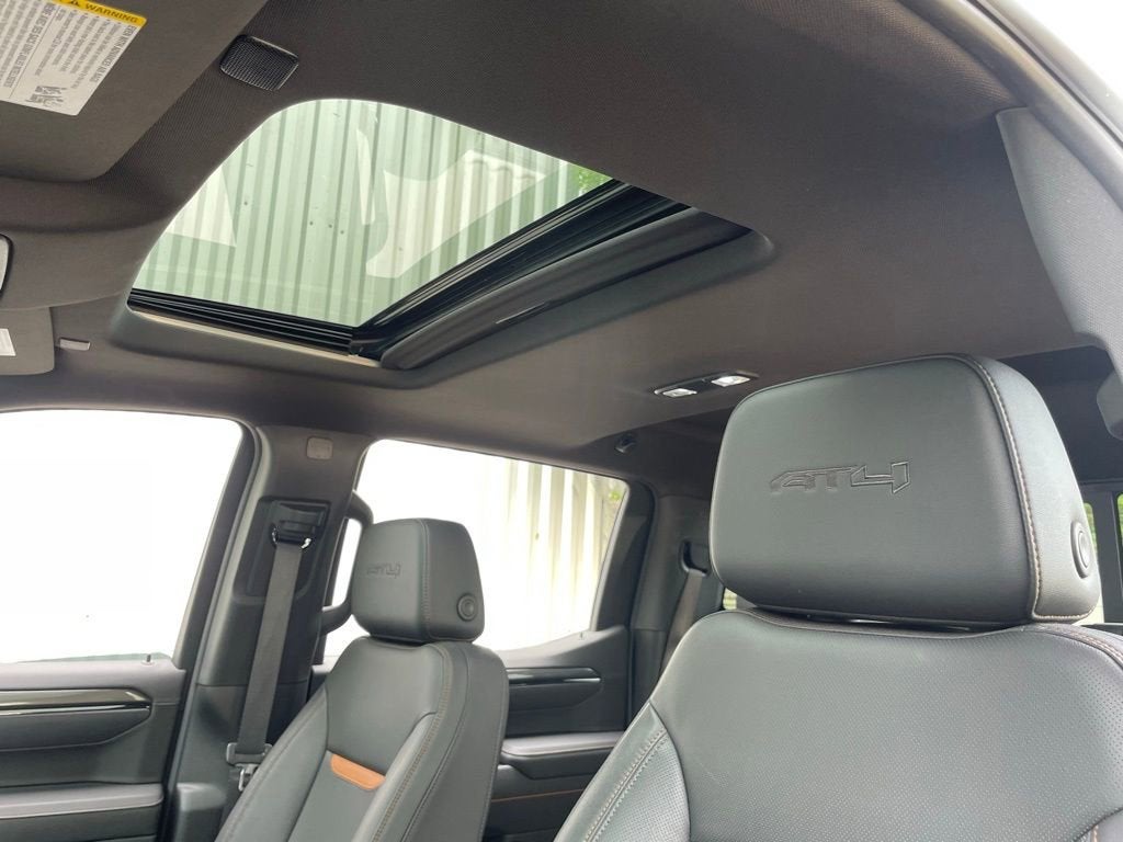 2025 GMC Sierra 1500 AT4