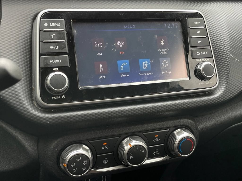 2024 Nissan Kicks S
