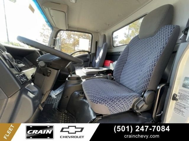 2025 Chevrolet Low Cab Forward 4500 Base