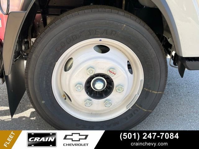 2025 Chevrolet Low Cab Forward 4500 Base