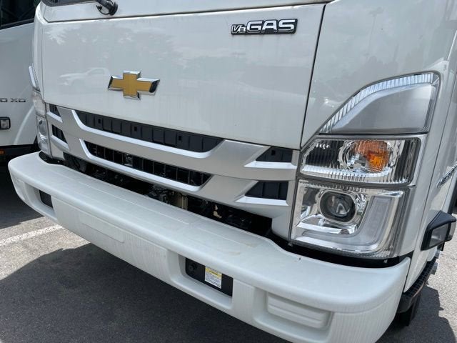 2025 Chevrolet Low Cab Forward 4500 Base