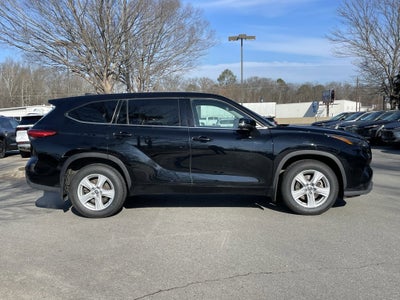 2022 Toyota Highlander L