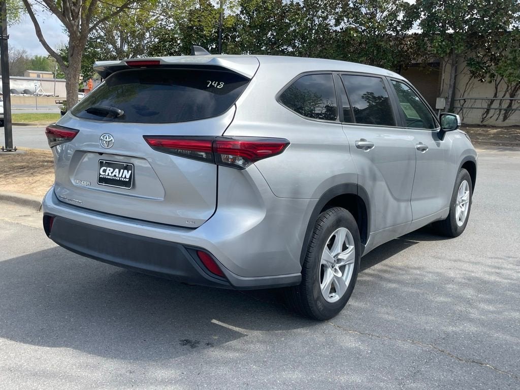 2023 Toyota Highlander L