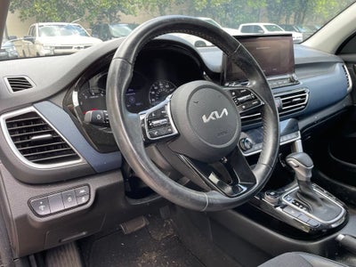 2023 Kia Seltos S