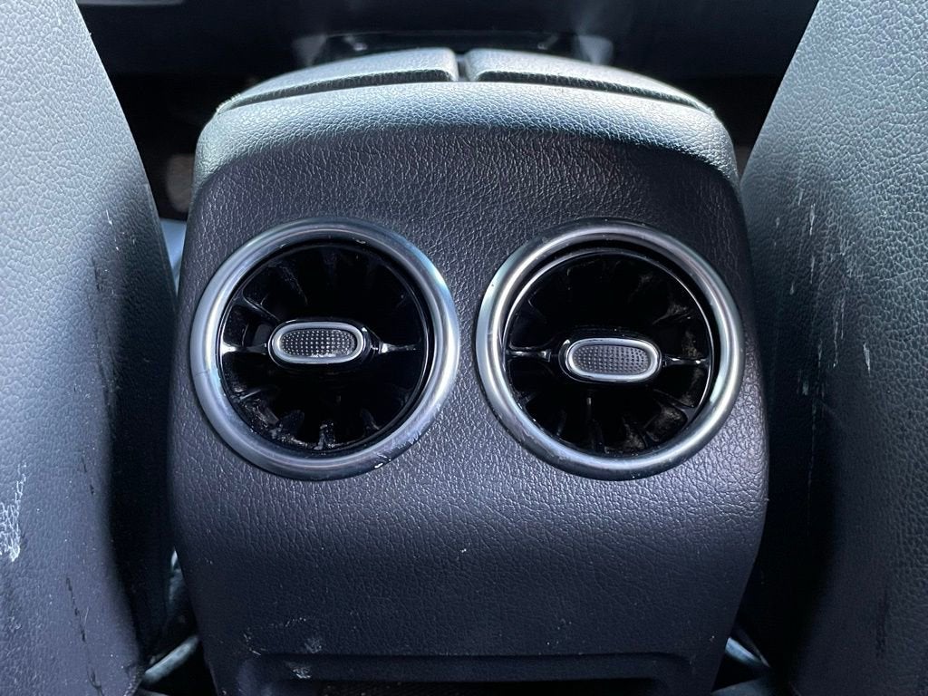 2022 Mercedes-Benz GLB GLB 250