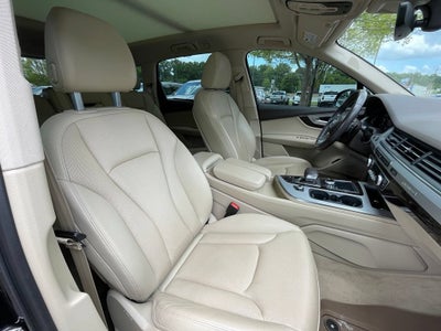 2019 Audi Q7 Premium Plus