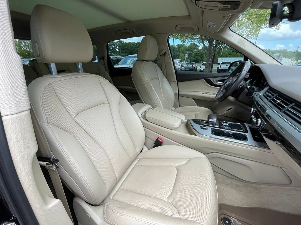 2019 Audi Q7 Premium Plus