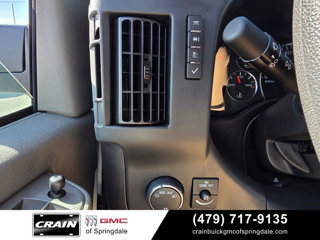 2024 Chevrolet Express Cargo 3500 WT