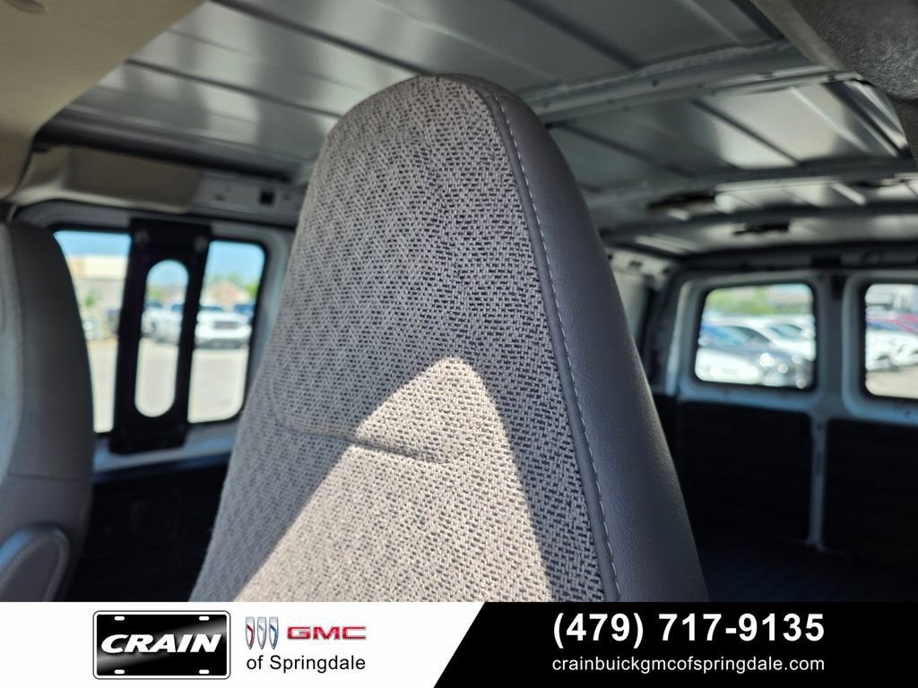 2024 Chevrolet Express Cargo 3500 WT