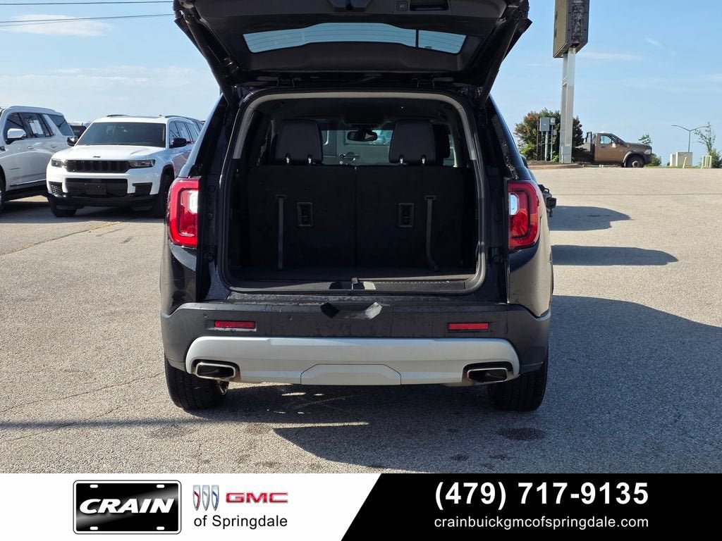 2023 GMC Acadia SLT