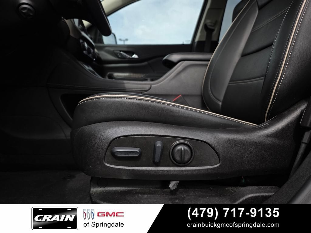 2022 GMC Acadia Denali