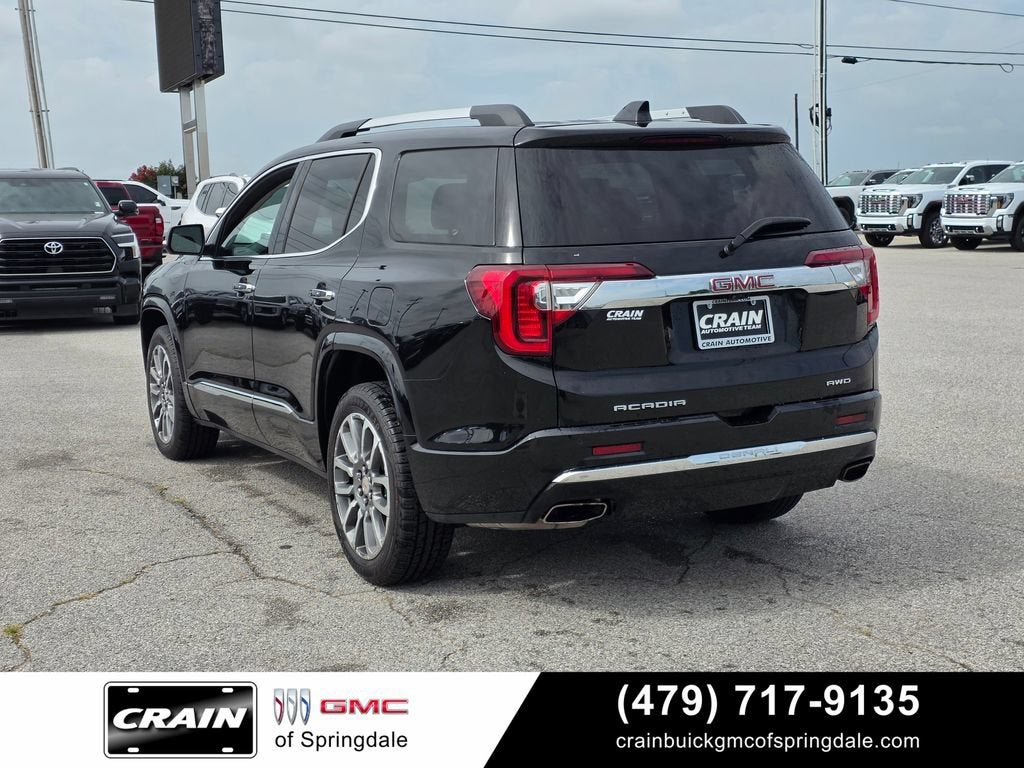 2022 GMC Acadia Denali