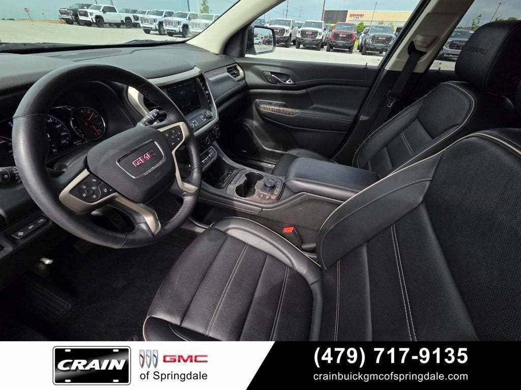 2022 GMC Acadia Denali