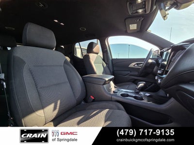 2022 Chevrolet Traverse LT Cloth