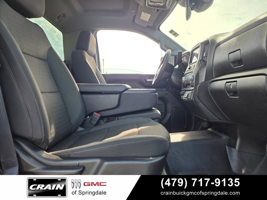 2025 GMC Sierra 2500 HD Pro