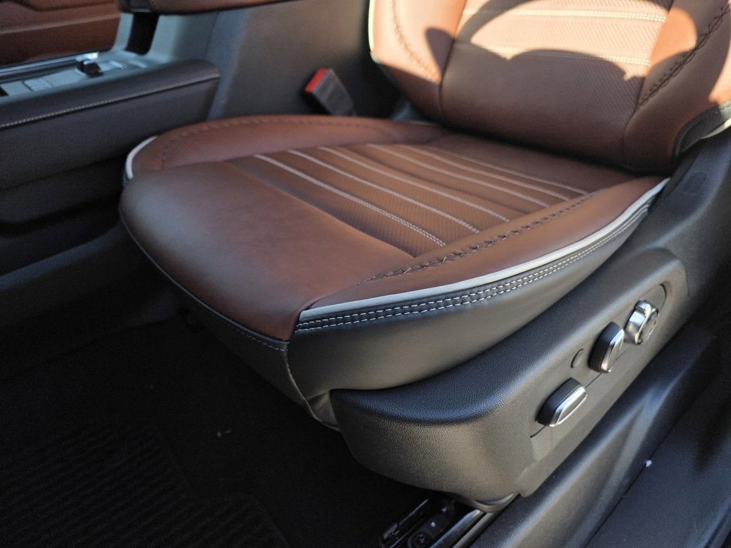 2026 GMC Sierra 3500 HD Denali Ultimate DRW