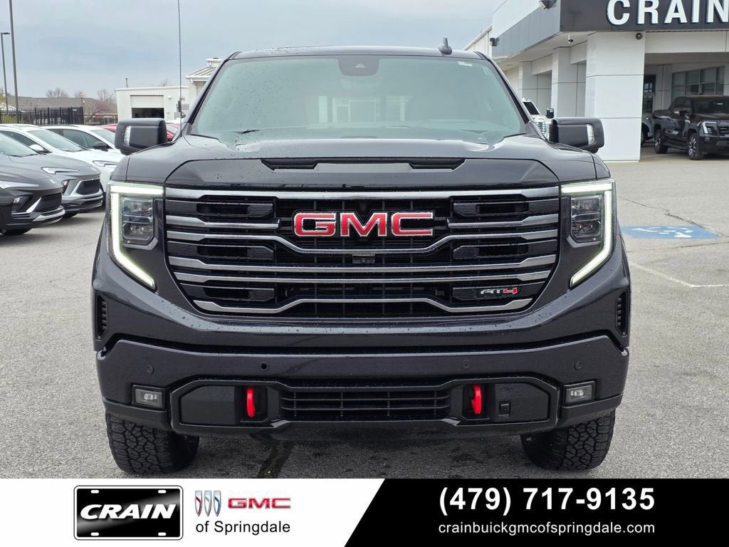 2025 GMC Sierra 1500 AT4