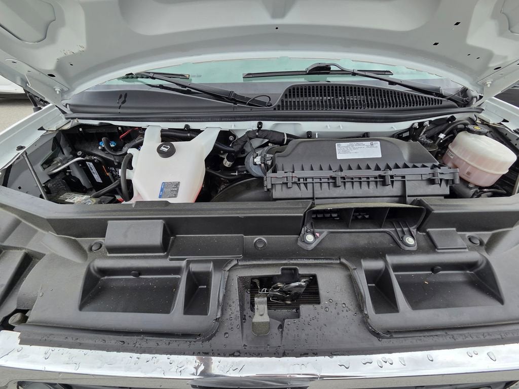 2024 GMC Savana Cargo 2500 Work Van