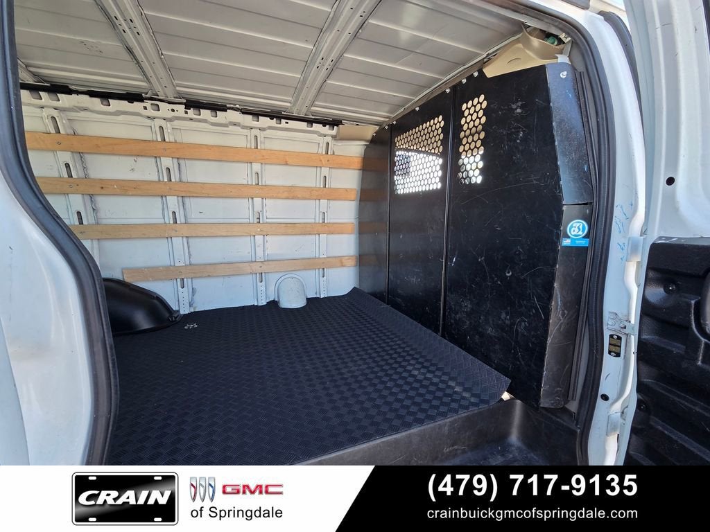 2023 GMC Savana Cargo 2500 Work Van