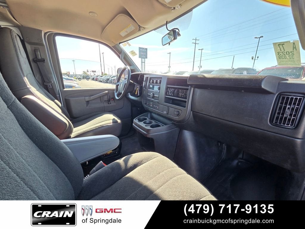 2023 GMC Savana Cargo 2500 Work Van