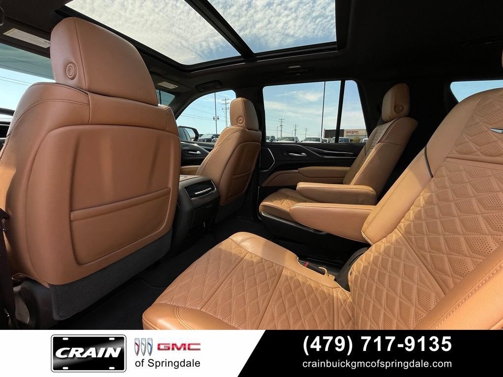 2024 Cadillac Escalade Sport