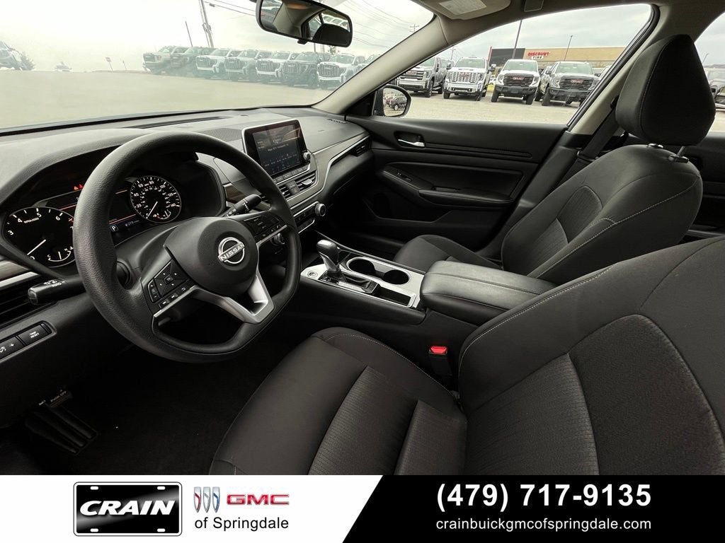 2024 Nissan Altima 2.5 SV