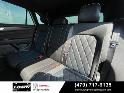 2025 Volkswagen Atlas Cross Sport 2.0T SEL Premium R-Line