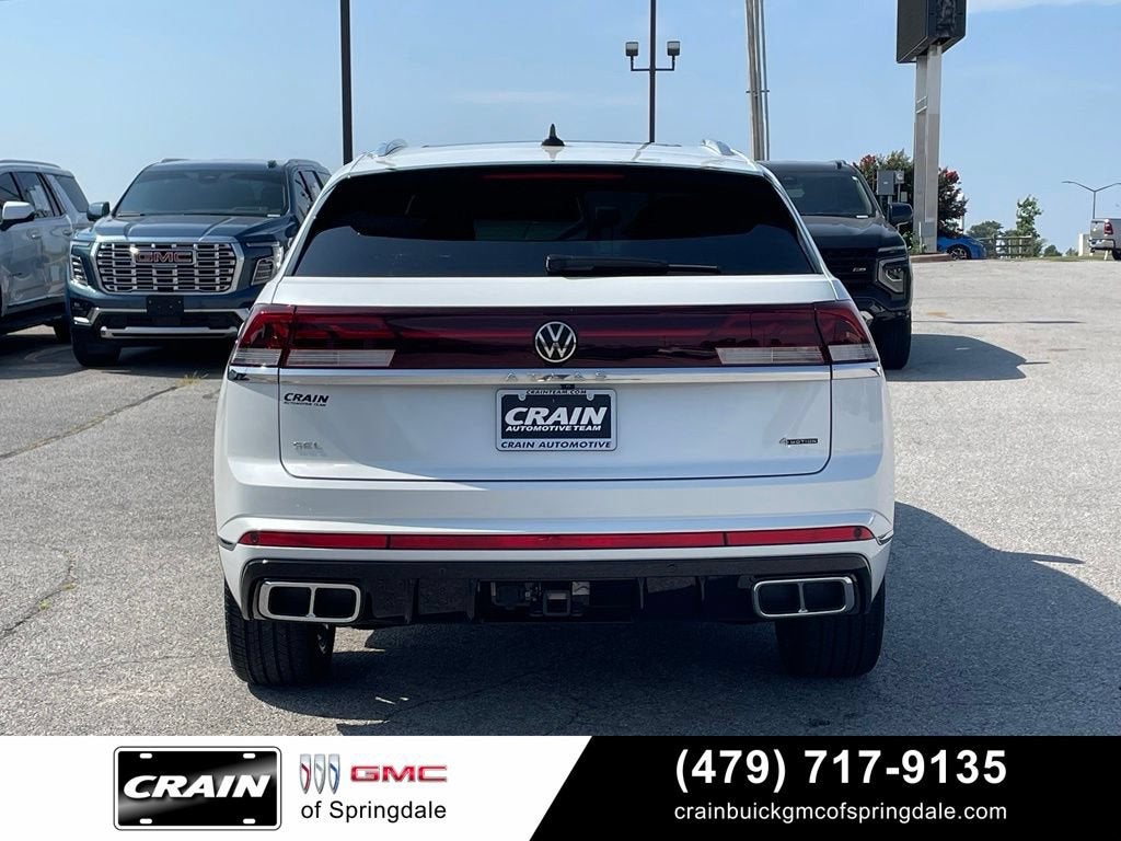 2025 Volkswagen Atlas Cross Sport 2.0T SEL Premium R-Line