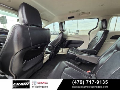 2022 Chrysler Pacifica Touring L