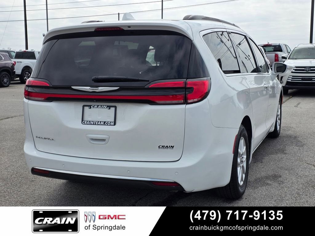 2022 Chrysler Pacifica Touring L