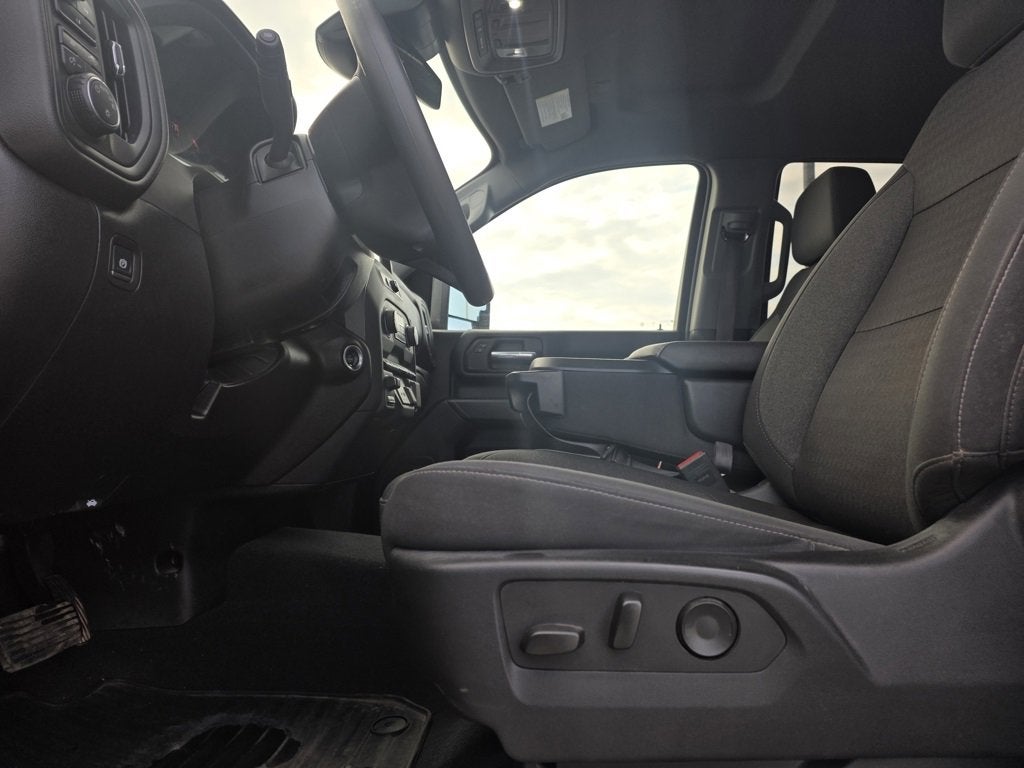 2025 Chevrolet Silverado 2500 HD Custom