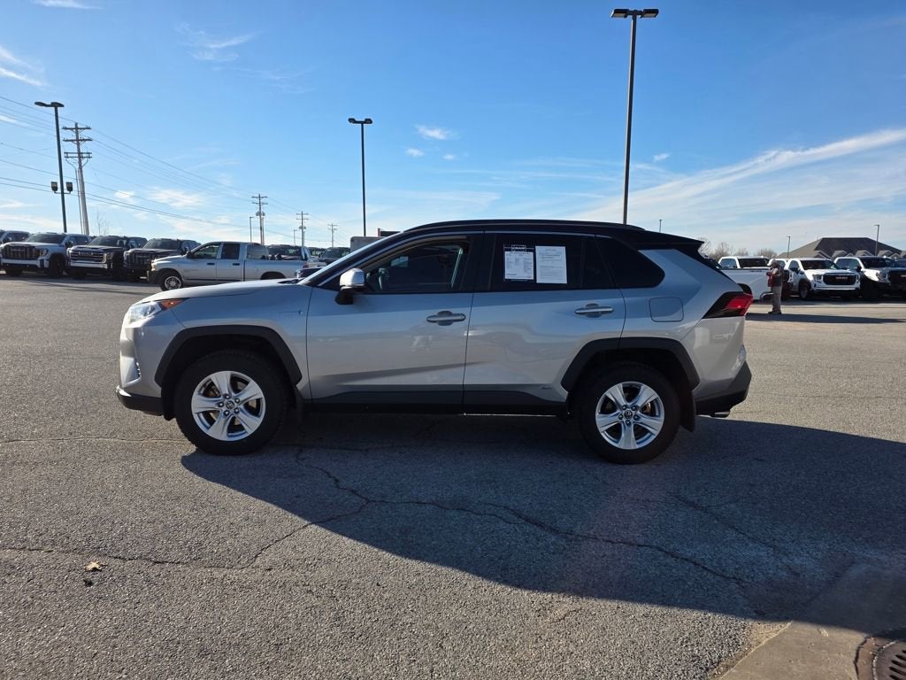 2020 Toyota RAV4 Hybrid XLE