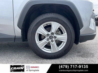 2020 Toyota RAV4 XLE