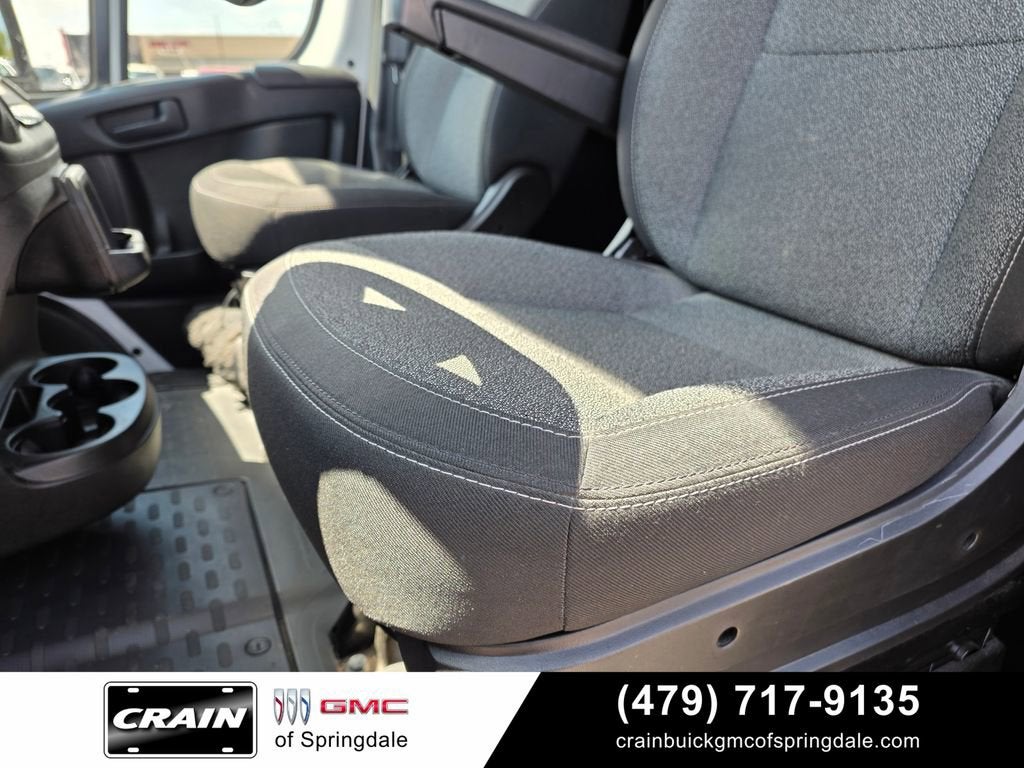 2025 RAM ProMaster Cargo Van Tradesman