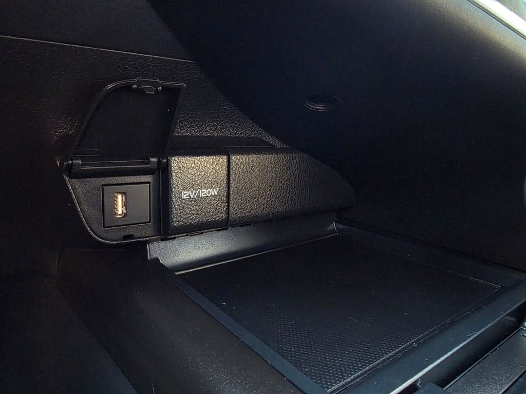 2023 Toyota Camry Hybrid LE