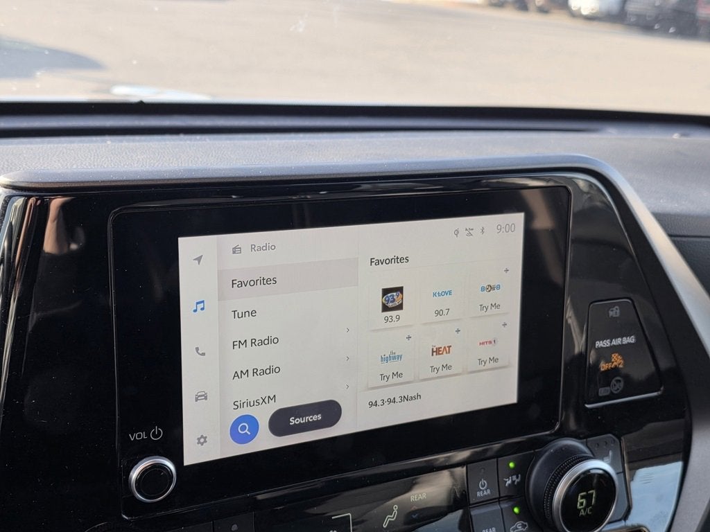 2024 Toyota Highlander LE