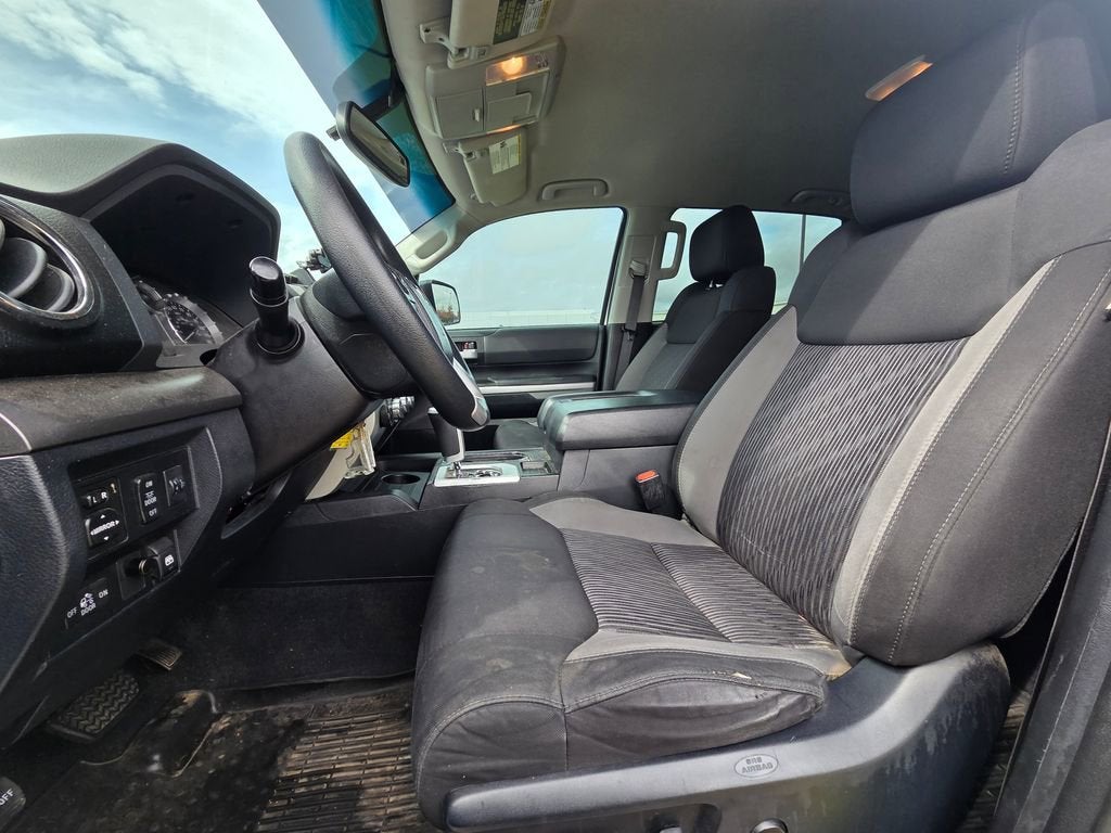 2017 Toyota Tundra 4WD SR5