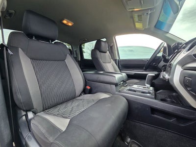 2017 Toyota Tundra 4WD SR5