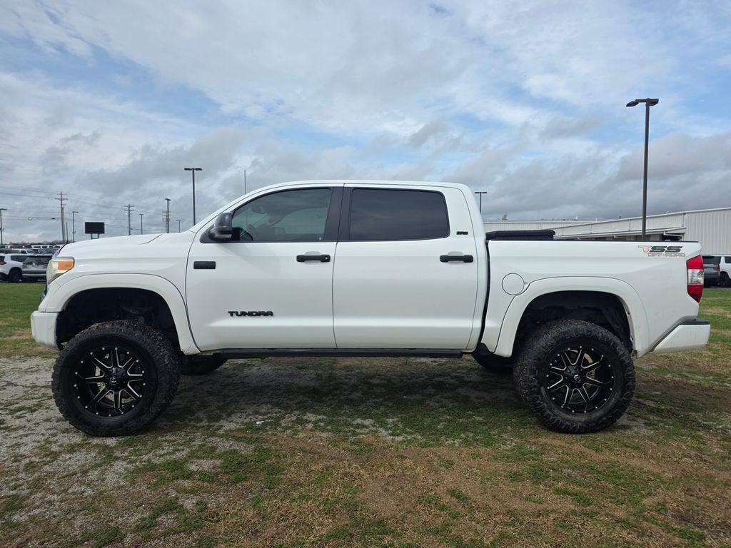 2017 Toyota Tundra 4WD SR5