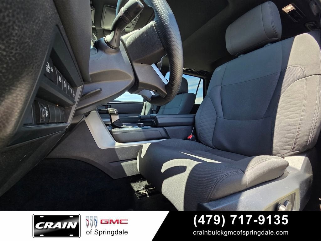 2025 Toyota Sequoia SR5