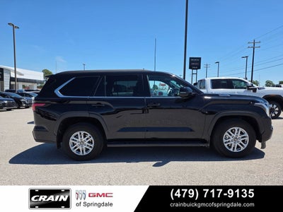 2025 Toyota Sequoia SR5