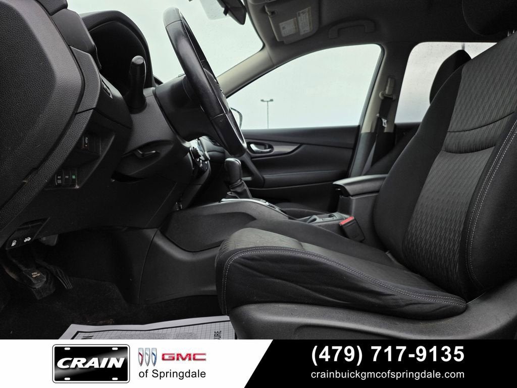 2017 Nissan Rogue SV