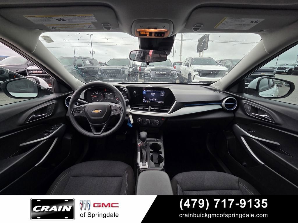 2025 Chevrolet Trax LS