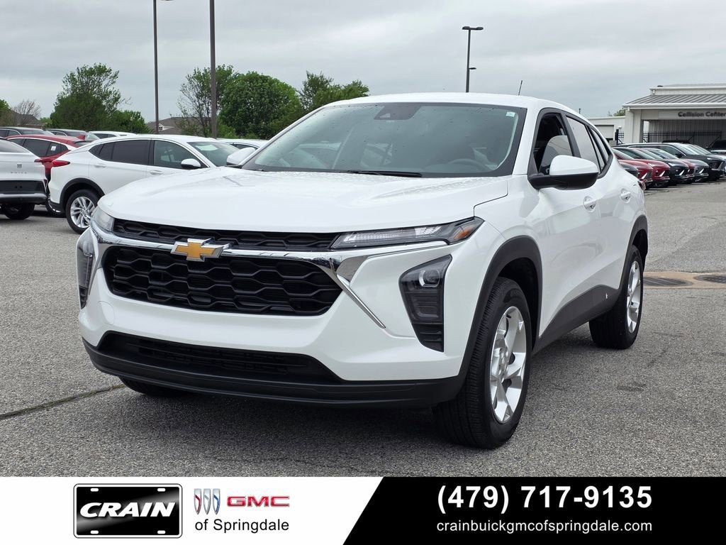 2025 Chevrolet Trax LS