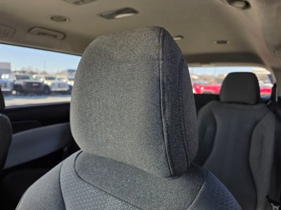 2022 Kia Carnival LX