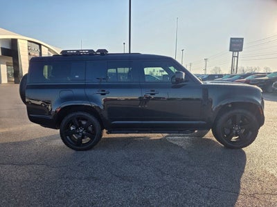 2024 Land Rover Defender X-Dynamic SE